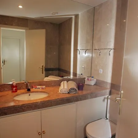 Twin Towers Business Apartman Lisboa